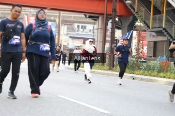 Runner Photo 4699643