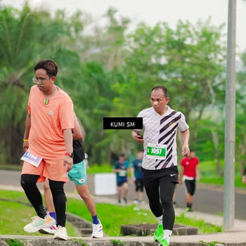 Runner Photo 4699665