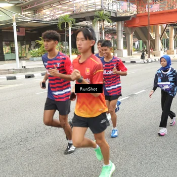 Runner Photo 4699676