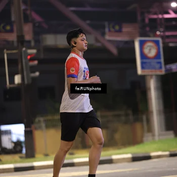 Runner Photo 4699748