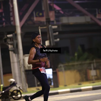 Runner Photo 4700008