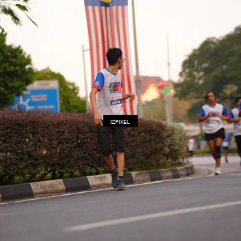 Runner Photo 4700017