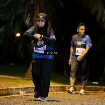 Runner Photo 4700077