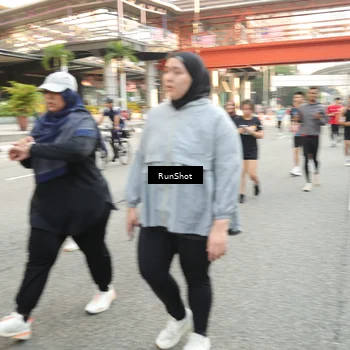 Runner Photo 4700099