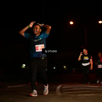 Runner Photo 4700114