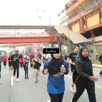Runner Photo 4700128