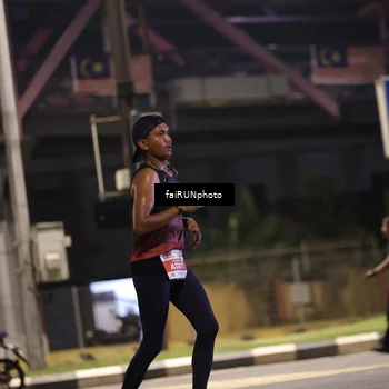 Runner Photo 4700143