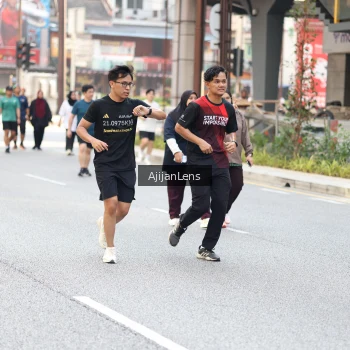 Runner Photo 4700154