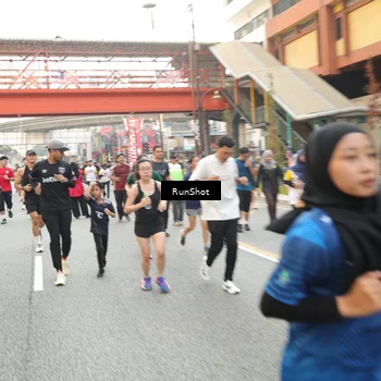 Runner Photo 4700174