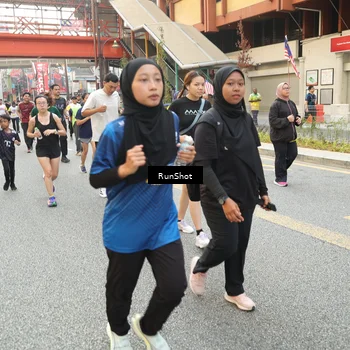 Runner Photo 4700228