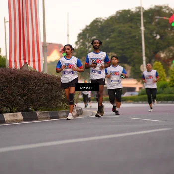 Runner Photo 4700234