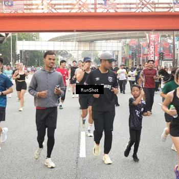 Runner Photo 4700237