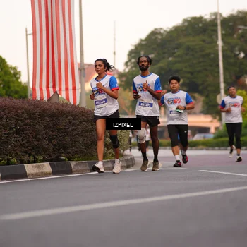 Runner Photo 4700268