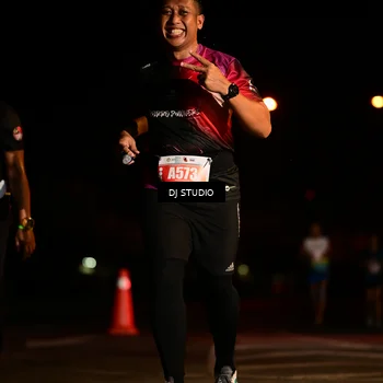 Runner Photo 4700275