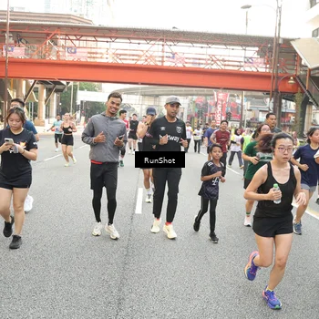 Runner Photo 4700276