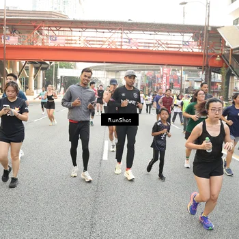 Runner Photo 4700285