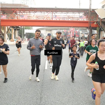 Runner Photo 4700312