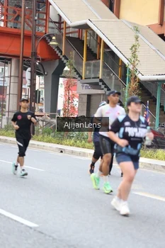 Runner Photo 4700320
