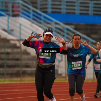 Runner Photo 4700364