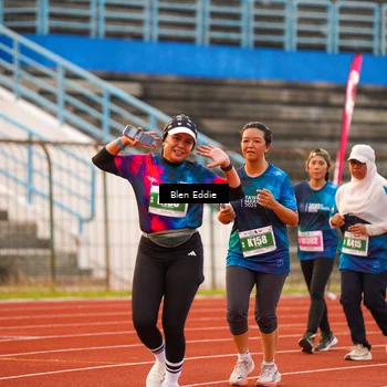 Runner Photo 4700365