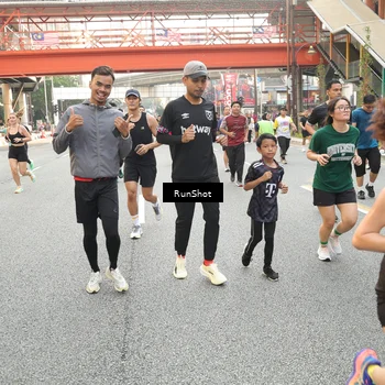 Runner Photo 4700438