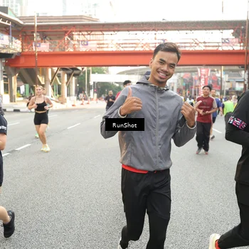 Runner Photo 4700460