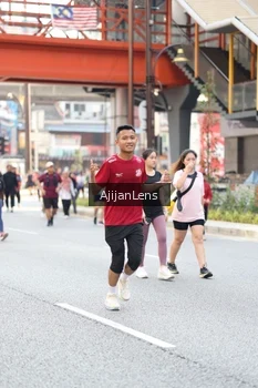 Runner Photo 4700481