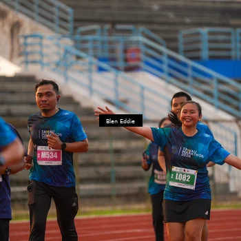 Runner Photo 4700499
