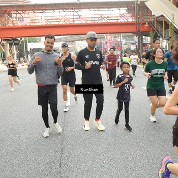 Runner Photo 4700516