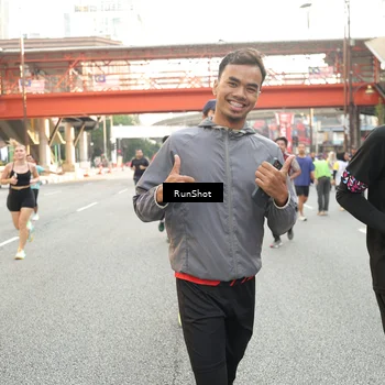 Runner Photo 4700531