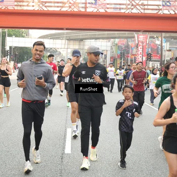 Runner Photo 4700558