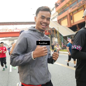 Runner Photo 4700561