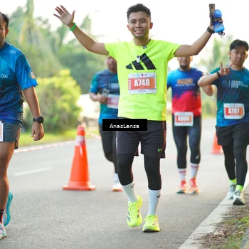 Runner Photo 4700579