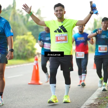 Runner Photo 4700588