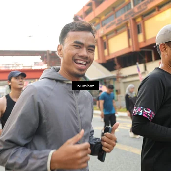 Runner Photo 4700592