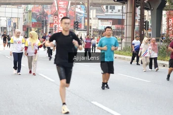 Runner Photo 4700602