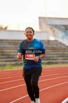 Runner Photo 4700647