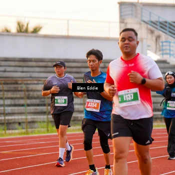 Runner Photo 4700656