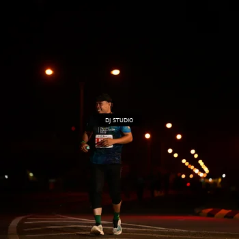 Runner Photo 4700672