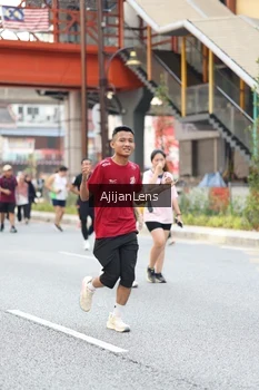 Runner Photo 4700679