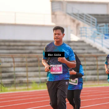 Runner Photo 4700709