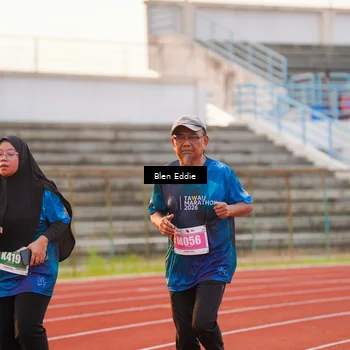 Runner Photo 4700711