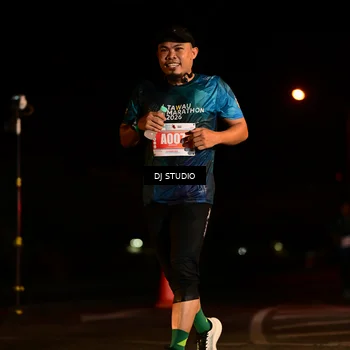 Runner Photo 4700717