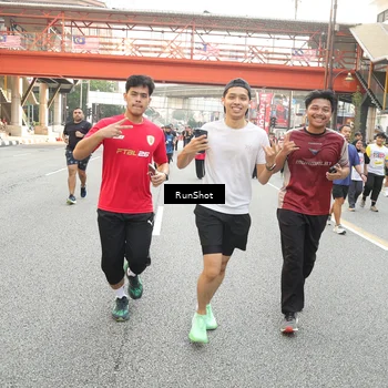Runner Photo 4700734