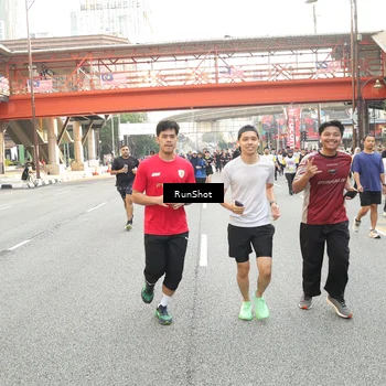 Runner Photo 4700738