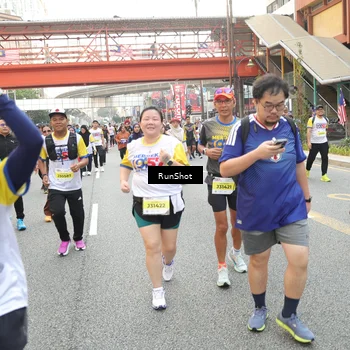 Runner Photo 4700753