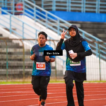 Runner Photo 4700763