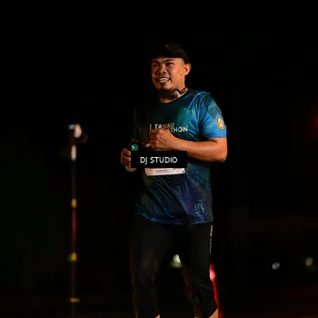 Runner Photo 4700764