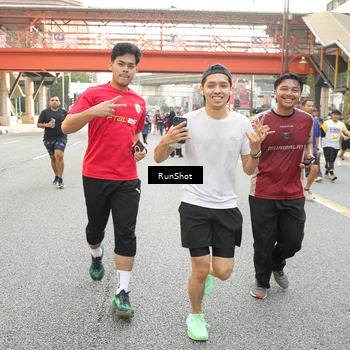 Runner Photo 4700775