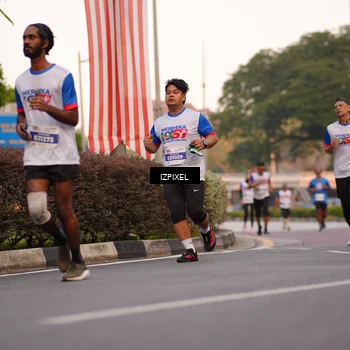 Runner Photo 4700806